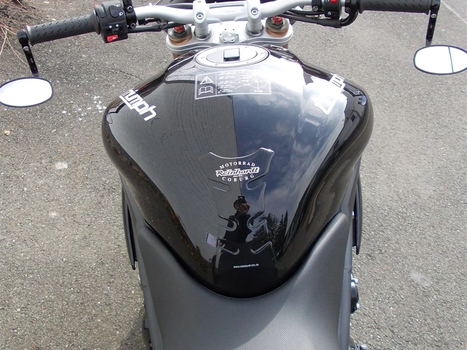 Rebuilt motorbike Triumph Speed Triple 1050 Bild 2: Rebuilt motorbike Triumph Speed Triple 1050