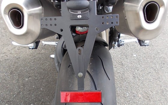 Umgebautes Motorrad Triumph Speed Triple 1050 von Motorrad Reinhardt GmbH - Bild 3 Umgebautes Motorrad Triumph Speed Triple 1050 von Motorrad Reinhardt GmbH - Bild 3