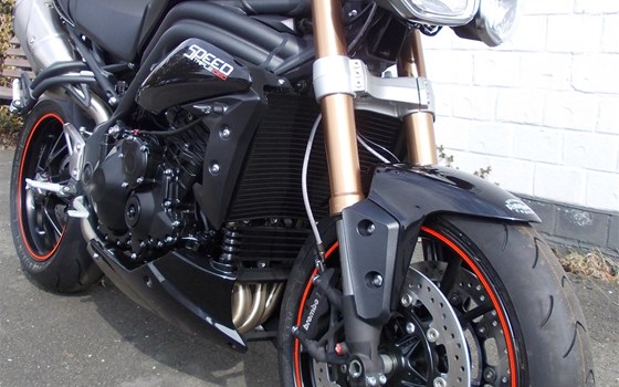 Umgebautes Motorrad Triumph Speed Triple 1050 von Motorrad Reinhardt GmbH - Bild 5 Umgebautes Motorrad Triumph Speed Triple 1050 von Motorrad Reinhardt GmbH - Bild 5