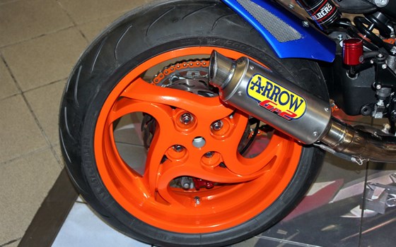 Umgebautes Motorrad Honda CB 1000 R von Auto-und Motorradhaus Bürstadt GmbH - Bild 3 Umgebautes Motorrad Honda CB 1000 R von Auto-und Motorradhaus Bürstadt GmbH - Bild 3