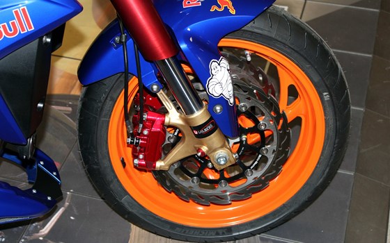 Umgebautes Motorrad Honda CB 1000 R von Auto-und Motorradhaus Bürstadt GmbH - Bild 4 Umgebautes Motorrad Honda CB 1000 R von Auto-und Motorradhaus Bürstadt GmbH - Bild 4