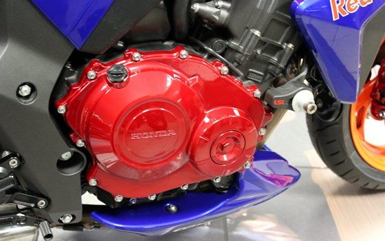 Umgebautes Motorrad Honda CB 1000 R von Auto-und Motorradhaus Bürstadt GmbH - Bild 9 Umgebautes Motorrad Honda CB 1000 R von Auto-und Motorradhaus Bürstadt GmbH - Bild 9