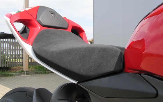 Umgebautes Motorrad Ducati 1199 Panigale S Tricolore von Schilling IM Racing GmbH & Co. KG - Bild 5 Umgebautes Motorrad Ducati 1199 Panigale S Tricolore von Schilling IM Racing GmbH & Co. KG - Bild 5