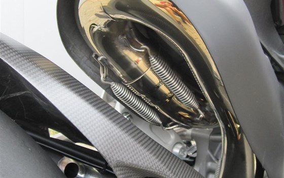 Umgebautes Motorrad Ducati 1199 Panigale S Tricolore von Schilling IM Racing GmbH & Co. KG - Bild 7 Umgebautes Motorrad Ducati 1199 Panigale S Tricolore von Schilling IM Racing GmbH & Co. KG - Bild 7