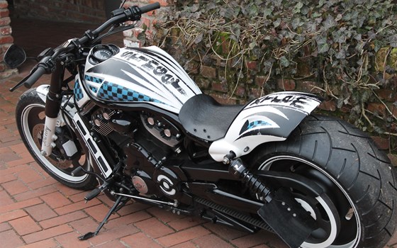 Umgebautes Motorrad Harley-Davidson Night Rod Special VRSCDX von X-Trem Custombikes - Bild 1 Umgebautes Motorrad Harley-Davidson Night Rod Special VRSCDX von X-Trem Custombikes - Bild 1