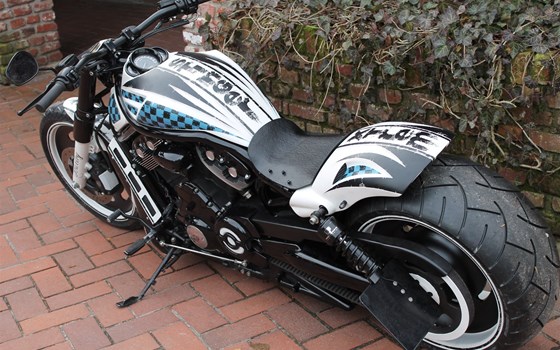 Umgebautes Motorrad Harley-Davidson Night Rod Special VRSCDX von X-Trem Custombikes - Bild 10 Umgebautes Motorrad Harley-Davidson Night Rod Special VRSCDX von X-Trem Custombikes - Bild 10