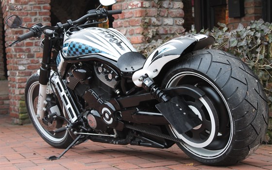 Umgebautes Motorrad Harley-Davidson Night Rod Special VRSCDX von X-Trem Custombikes - Bild 11 Umgebautes Motorrad Harley-Davidson Night Rod Special VRSCDX von X-Trem Custombikes - Bild 11