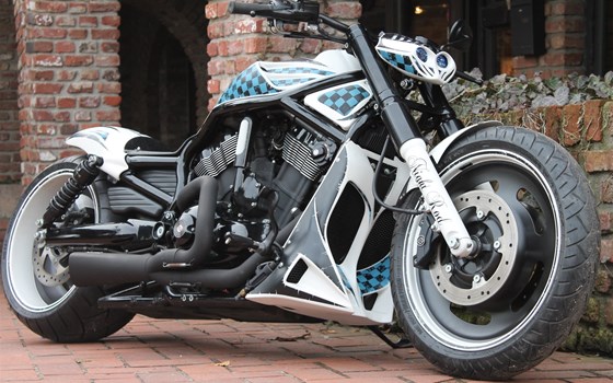 Umgebautes Motorrad Harley-Davidson Night Rod Special VRSCDX von X-Trem Custombikes - Bild 14 Umgebautes Motorrad Harley-Davidson Night Rod Special VRSCDX von X-Trem Custombikes - Bild 14