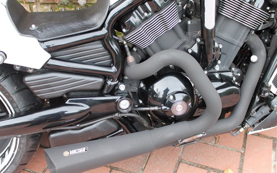 Umgebautes Motorrad Harley-Davidson Night Rod Special VRSCDX von X-Trem Custombikes - Bild 17 Umgebautes Motorrad Harley-Davidson Night Rod Special VRSCDX von X-Trem Custombikes - Bild 17