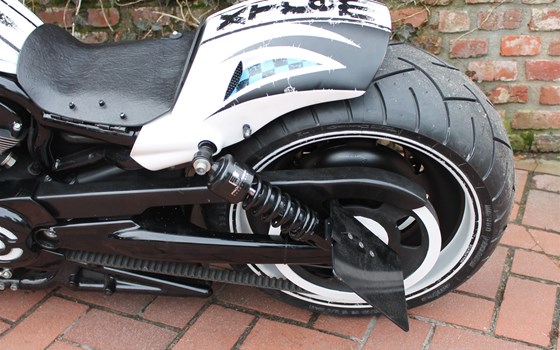 Umgebautes Motorrad Harley-Davidson Night Rod Special VRSCDX von X-Trem Custombikes - Bild 5 Umgebautes Motorrad Harley-Davidson Night Rod Special VRSCDX von X-Trem Custombikes - Bild 5