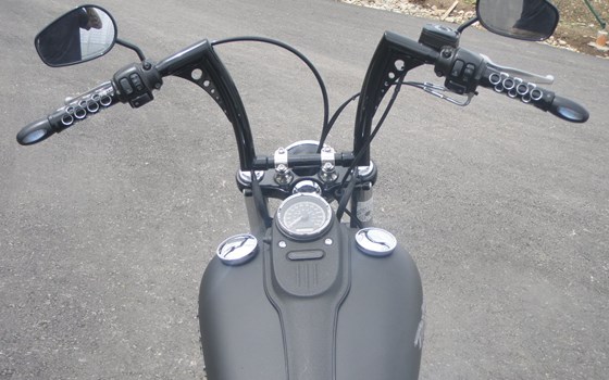 Umgebautes Motorrad Harley-Davidson Dyna Street Bob FXDB von Berni´s Biker Bude - Bild 6 Umgebautes Motorrad Harley-Davidson Dyna Street Bob FXDB von Berni´s Biker Bude - Bild 6