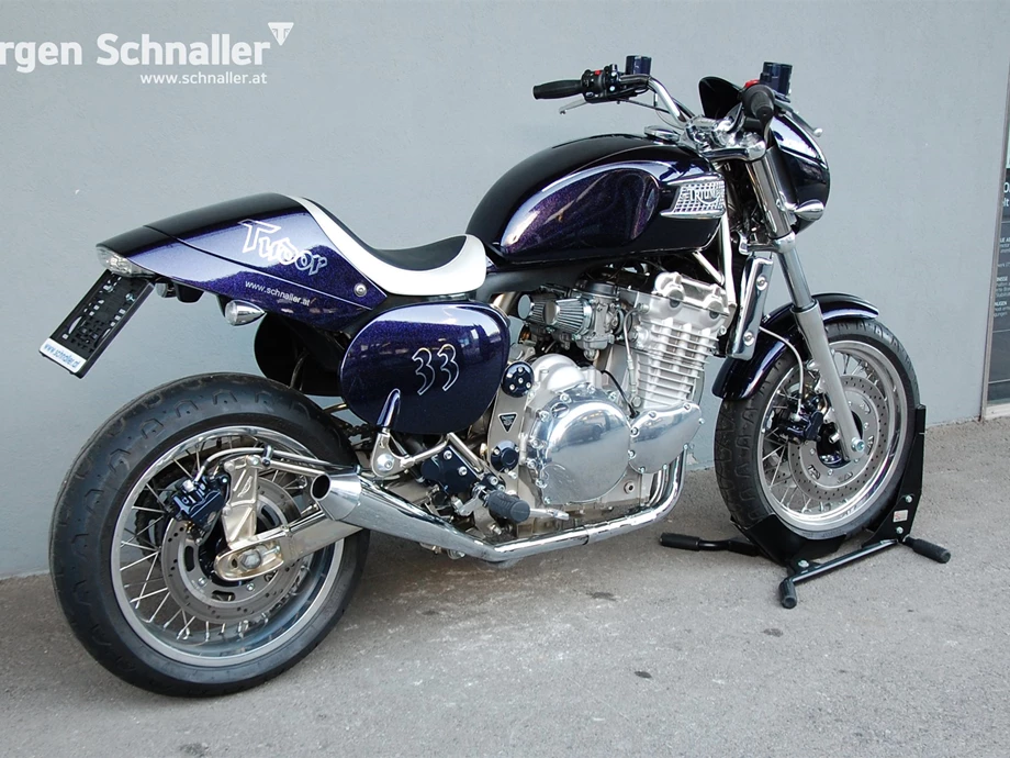 Umbgebautes Motorrad Triumph Thunderbird Sport Bild 4: Umbgebautes Motorrad Triumph Thunderbird Sport