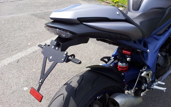 Umgebautes Motorrad Triumph Speed Triple 1050 von Motorradhaus Löhmer GmbH - Bild 9 Umgebautes Motorrad Triumph Speed Triple 1050 von Motorradhaus Löhmer GmbH - Bild 9