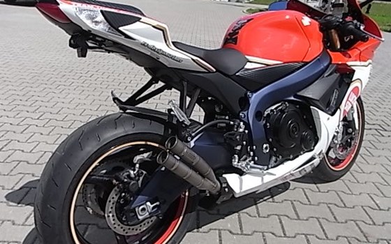 Umgebautes Motorrad Suzuki GSX-R 750 von Motorradsport Feil GmbH - Bild 2 Umgebautes Motorrad Suzuki GSX-R 750 von Motorradsport Feil GmbH - Bild 2