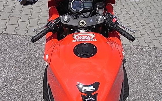 Umgebautes Motorrad Suzuki GSX-R 750 von Motorradsport Feil GmbH - Bild 6 Umgebautes Motorrad Suzuki GSX-R 750 von Motorradsport Feil GmbH - Bild 6