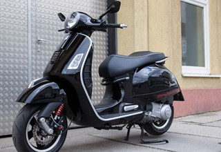 Vespa GTS 300 i.e. Vespa GTS 300 i.e.
