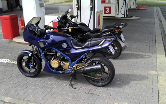 Umgebautes Motorrad Honda VF 1000 F von Schattenlicht - Bild 1