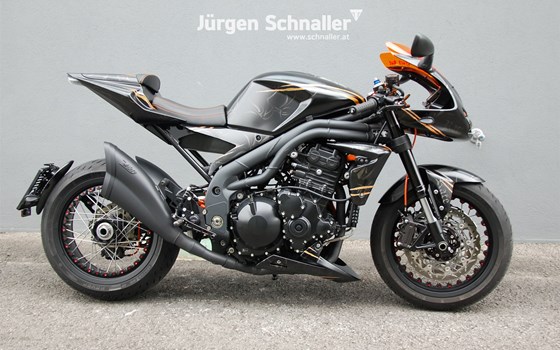 Umgebautes Motorrad Triumph Speed Triple 1050 von Jürgen Schnaller, Motorräder-Zubehör - Bild 1 Umgebautes Motorrad Triumph Speed Triple 1050 von Jürgen Schnaller, Motorräder-Zubehör - Bild 1