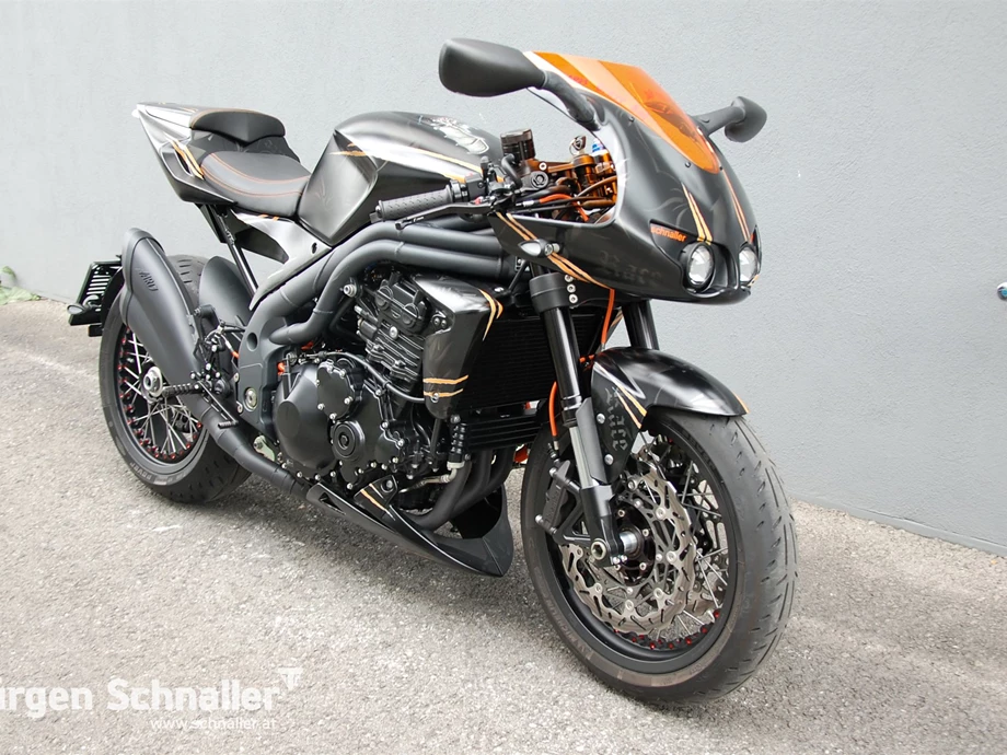 Umbgebautes Motorrad Triumph Speed Triple 1050 Bild 3: Umbgebautes Motorrad Triumph Speed Triple 1050