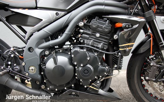 Umgebautes Motorrad Triumph Speed Triple 1050 von Jürgen Schnaller, Motorräder-Zubehör - Bild 7 Umgebautes Motorrad Triumph Speed Triple 1050 von Jürgen Schnaller, Motorräder-Zubehör - Bild 7