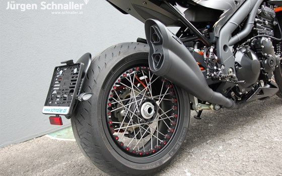 Umgebautes Motorrad Triumph Speed Triple 1050 von Jürgen Schnaller, Motorräder-Zubehör - Bild 9 Umgebautes Motorrad Triumph Speed Triple 1050 von Jürgen Schnaller, Motorräder-Zubehör - Bild 9
