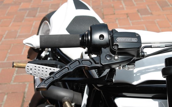 Umgebautes Motorrad Harley-Davidson Night Rod Special VRSCDX von X-Trem Custombikes - Bild 6 Umgebautes Motorrad Harley-Davidson Night Rod Special VRSCDX von X-Trem Custombikes - Bild 6