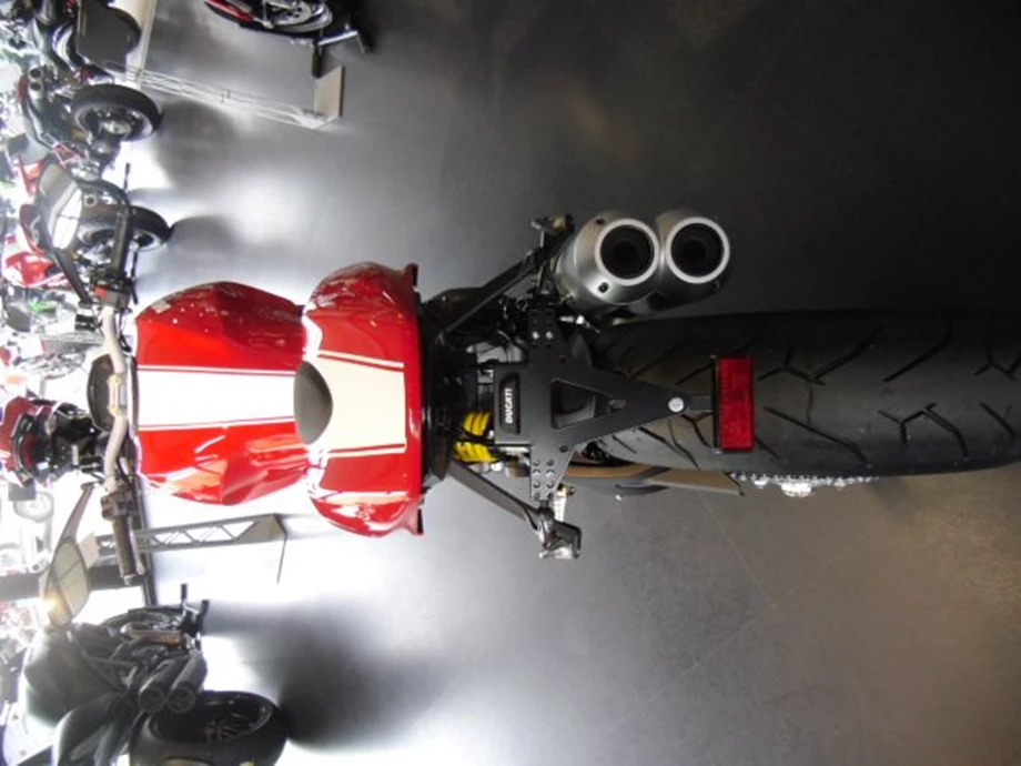 Umbgebautes Motorrad Ducati Monster 1100 Evo Bild 5: Umbgebautes Motorrad Ducati Monster 1100 Evo