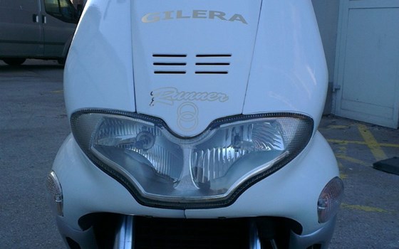 Umgebautes Motorrad Gilera Runner 125 FX von Chumi - Bild 3 Umgebautes Motorrad Gilera Runner 125 FX von Chumi - Bild 3