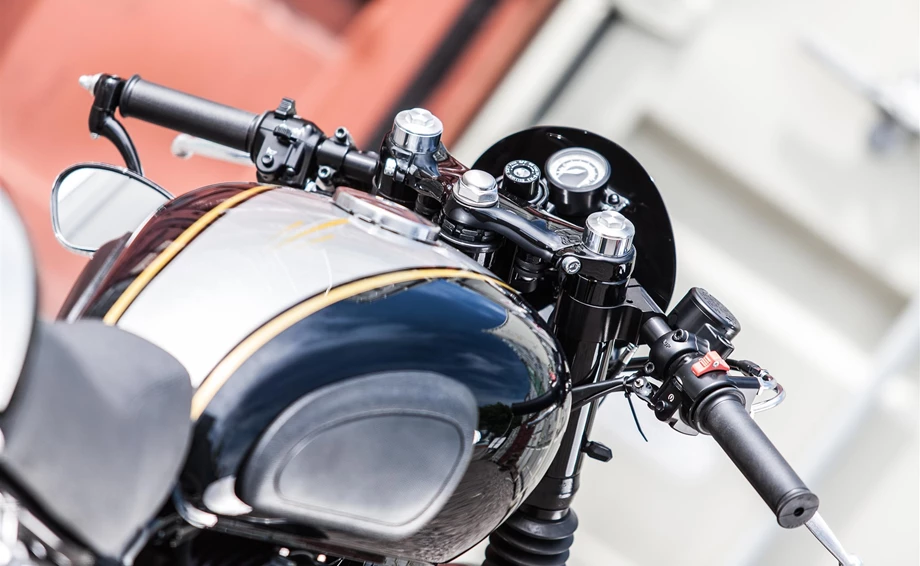 Umbgebautes Motorrad Kawasaki W800 Bild 7: Umbgebautes Motorrad Kawasaki W800