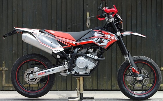 Umgebautes Motorrad Beta RR Motard 125 4T LC von HK-Technik Kemeter OG - Bild 3 Umgebautes Motorrad Beta RR Motard 125 4T LC von HK-Technik Kemeter OG - Bild 3