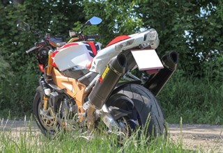 Aprilia RSV 1000 Tuono Factory Aprilia RSV 1000 Tuono Factory