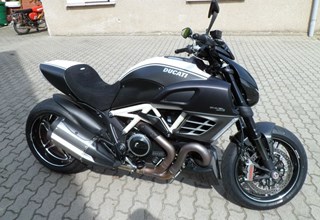 Ducati Diavel Carbon