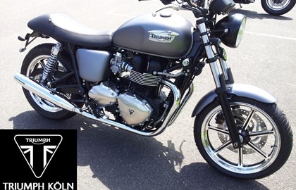 Triumph Bonneville SE Custom Bike Triumph Bonneville SE Custom Bike