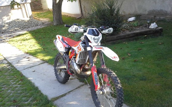 Umgebautes Motorrad Beta RR 300 2T von pushthelimits1 - Bild 2 Umgebautes Motorrad Beta RR 300 2T von pushthelimits1 - Bild 2