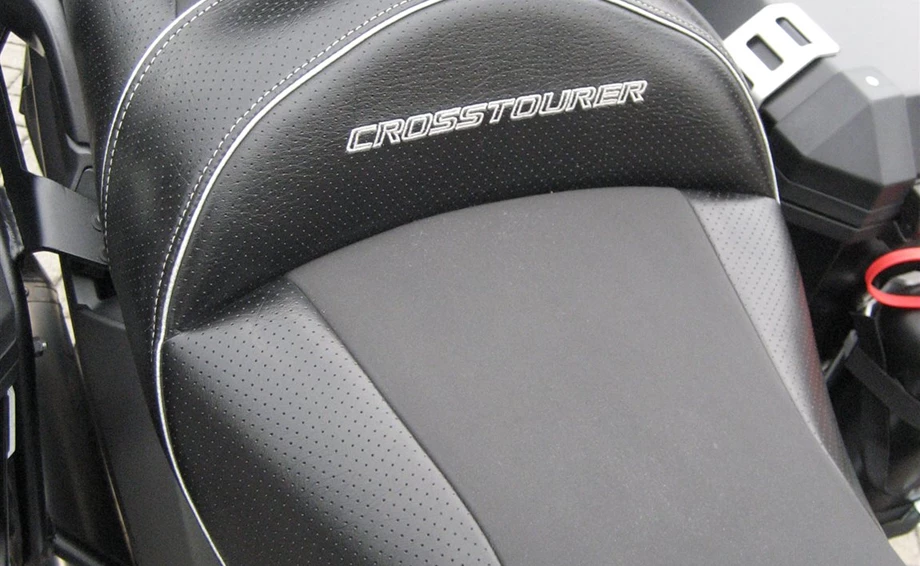 Umbgebautes Motorrad Honda VFR1200X Crosstourer Bild 6: Umbgebautes Motorrad Honda VFR1200X Crosstourer