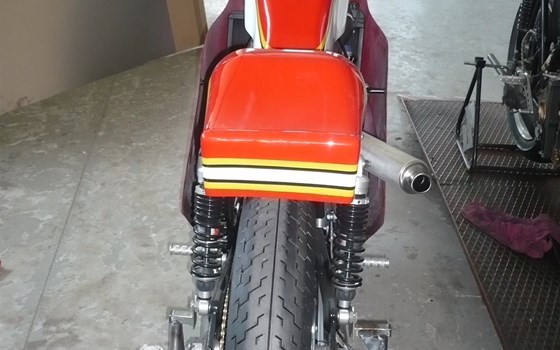 Umgebautes Motorrad Suzuki GT 750 von Reimo-Reinhard Motorrad GmbH - Bild 10 Umgebautes Motorrad Suzuki GT 750 von Reimo-Reinhard Motorrad GmbH - Bild 10