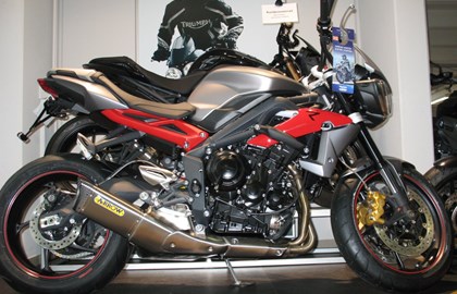Triumph Street Triple 675 R Custom Bike Triumph Street Triple 675 R Custom Bike