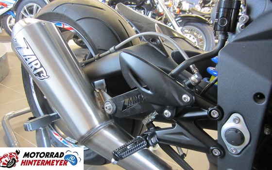 Umgebautes Motorrad Triumph Street Triple 675 R von Motorrad Hintermeyer GmbH - Bild 2 Umgebautes Motorrad Triumph Street Triple 675 R von Motorrad Hintermeyer GmbH - Bild 2