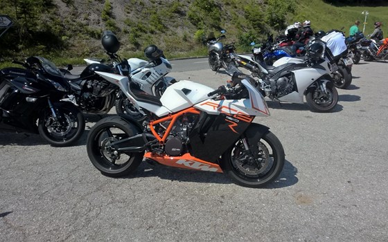Umgebautes Motorrad KTM 1190 RC8 R von markbika - Bild 2 Umgebautes Motorrad KTM 1190 RC8 R von markbika - Bild 2