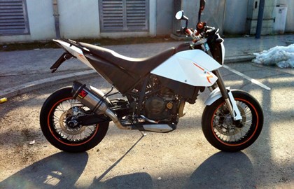 KTM 690 Supermoto Custom Bike KTM 690 Supermoto Custom Bike