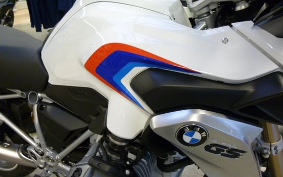 Umgebautes Motorrad BMW R 1200 GS von Motorradsport Feil GmbH - Bild 6 Umgebautes Motorrad BMW R 1200 GS von Motorradsport Feil GmbH - Bild 6