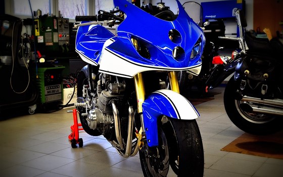 Umgebautes Motorrad Suzuki GS 1000 von Zweirad K. Hubeny GmbH - Bild 1 Umgebautes Motorrad Suzuki GS 1000 von Zweirad K. Hubeny GmbH - Bild 1