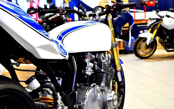 Umgebautes Motorrad Suzuki GS 1000 von Zweirad K. Hubeny GmbH - Bild 5 Umgebautes Motorrad Suzuki GS 1000 von Zweirad K. Hubeny GmbH - Bild 5