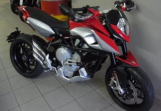 MV Agusta Rivale 800