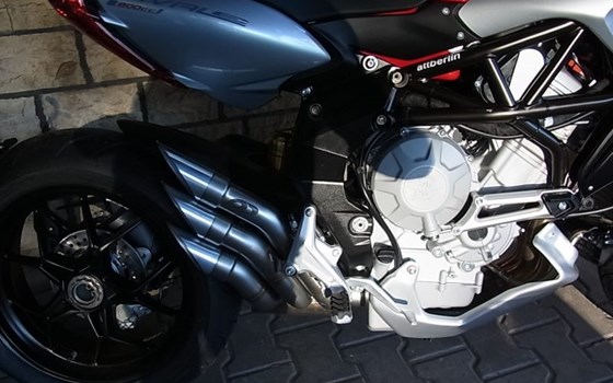Umgebautes Motorrad MV Agusta Rivale 800 von A.T.T.-Tiedemann-Motorräder e.Kfm - Bild 2 Umgebautes Motorrad MV Agusta Rivale 800 von A.T.T.-Tiedemann-Motorräder e.Kfm - Bild 2