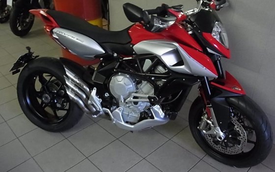 Umgebautes Motorrad MV Agusta Rivale 800 von A.T.T.-Tiedemann-Motorräder e.Kfm - Bild 4 Umgebautes Motorrad MV Agusta Rivale 800 von A.T.T.-Tiedemann-Motorräder e.Kfm - Bild 4