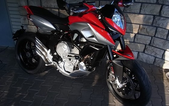 Umgebautes Motorrad MV Agusta Rivale 800 von A.T.T.-Tiedemann-Motorräder e.Kfm - Bild 6 Umgebautes Motorrad MV Agusta Rivale 800 von A.T.T.-Tiedemann-Motorräder e.Kfm - Bild 6