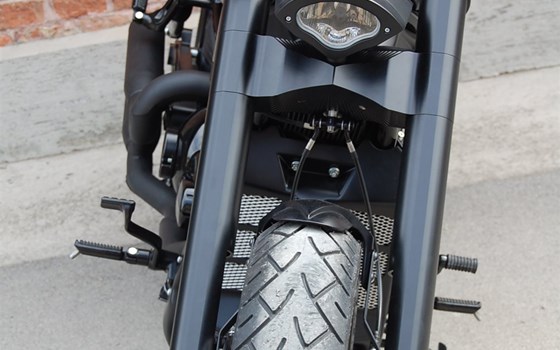Umgebautes Motorrad Harley-Davidson Night Rod Special VRSCDX von HK-Technik Kemeter OG - Bild 3 Umgebautes Motorrad Harley-Davidson Night Rod Special VRSCDX von HK-Technik Kemeter OG - Bild 3