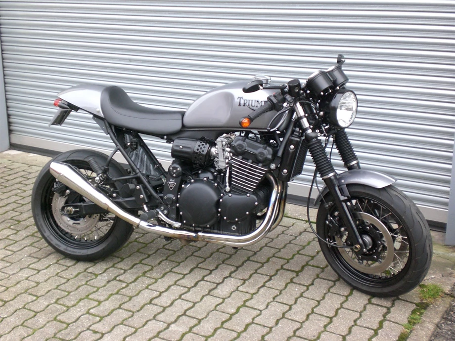 Umbgebautes Motorrad Triumph Thunderbird Storm Bild 3: Umbgebautes Motorrad Triumph Thunderbird Storm