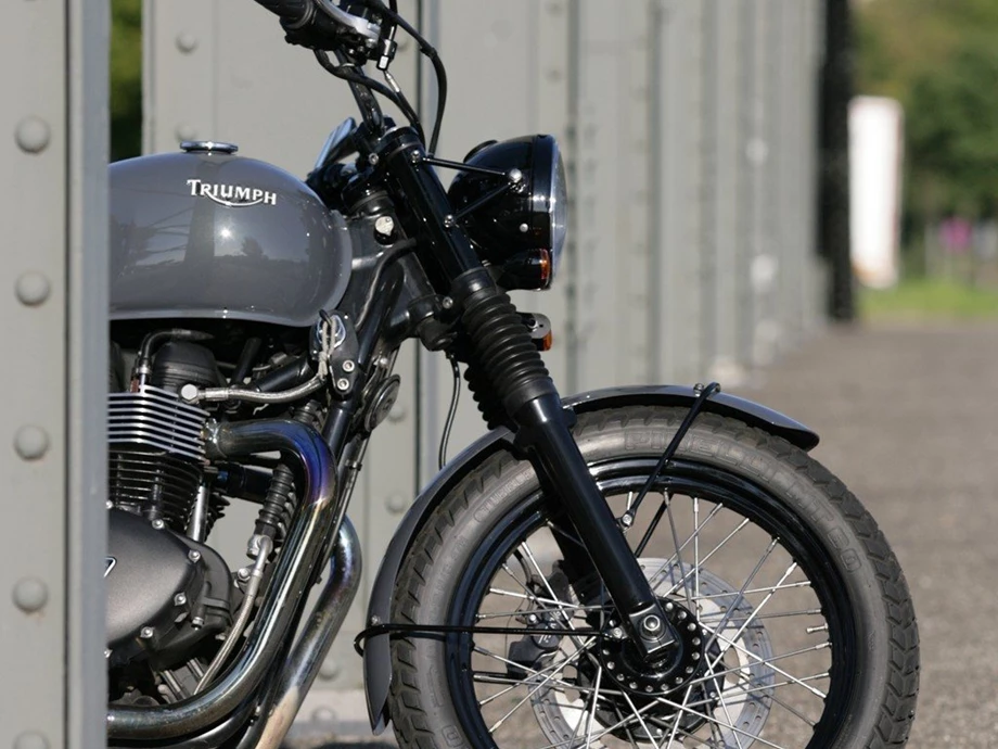 Umbgebautes Motorrad Triumph Bonneville T100 Bild 6: Umbgebautes Motorrad Triumph Bonneville T100